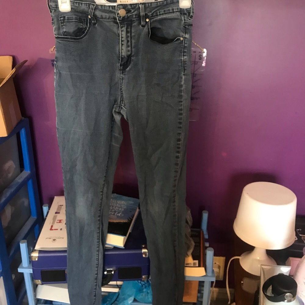 Bullhead Jeans High Rise Skinniest, Damage See Photos